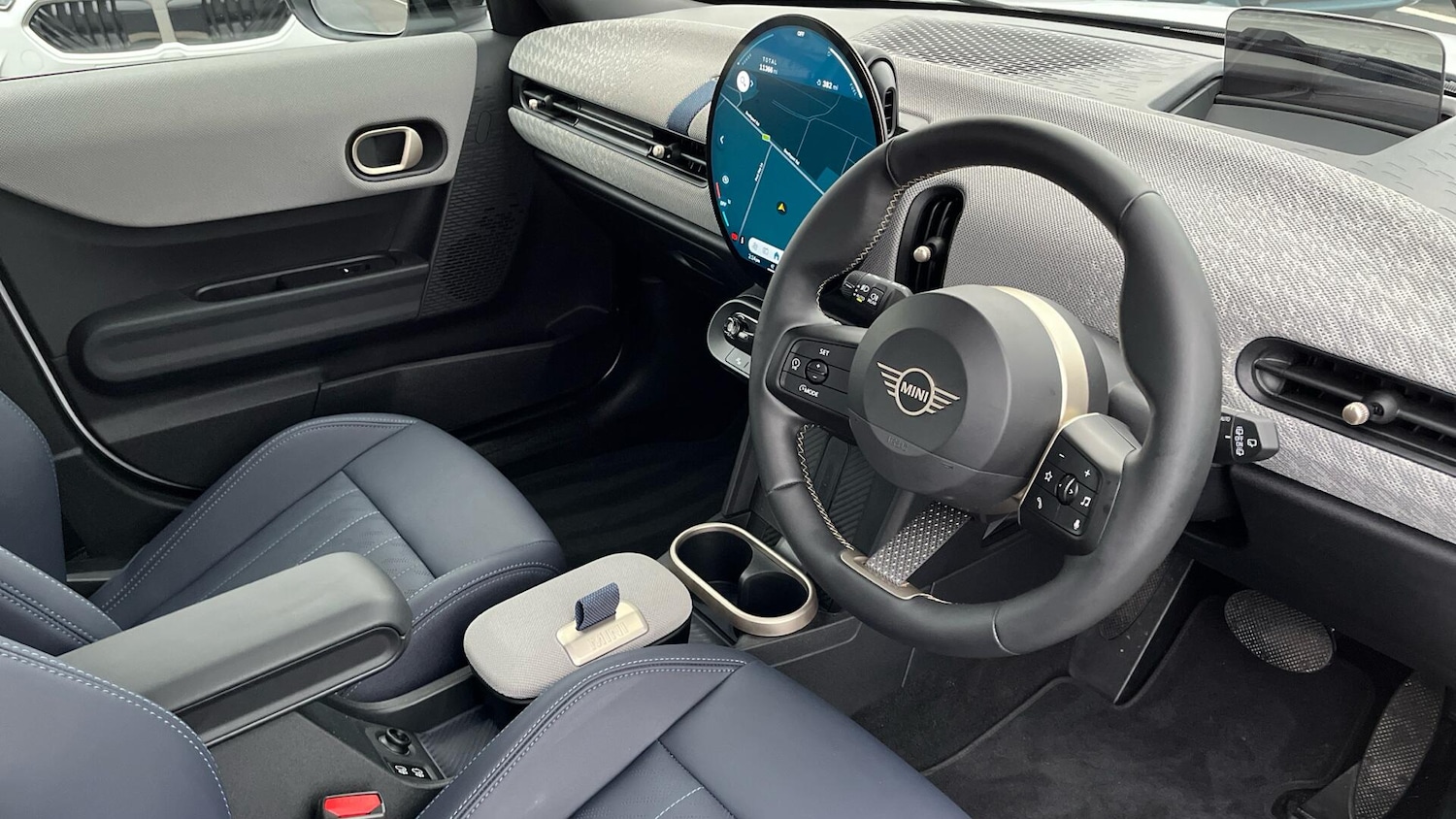 Used MINI Hatch 2025 for sale - 76926658: Photo 6