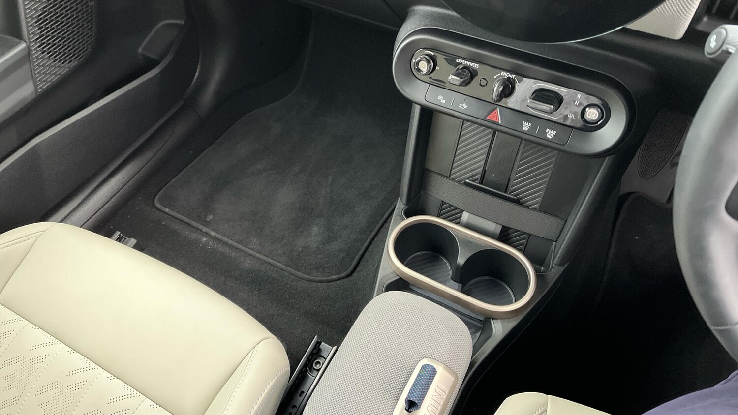 Used MINI Hatch 2025 for sale - 77016610: Photo 10