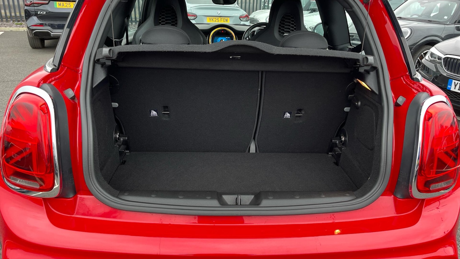 Used MINI Hatch 2019 for sale - 77626000: Photo 13