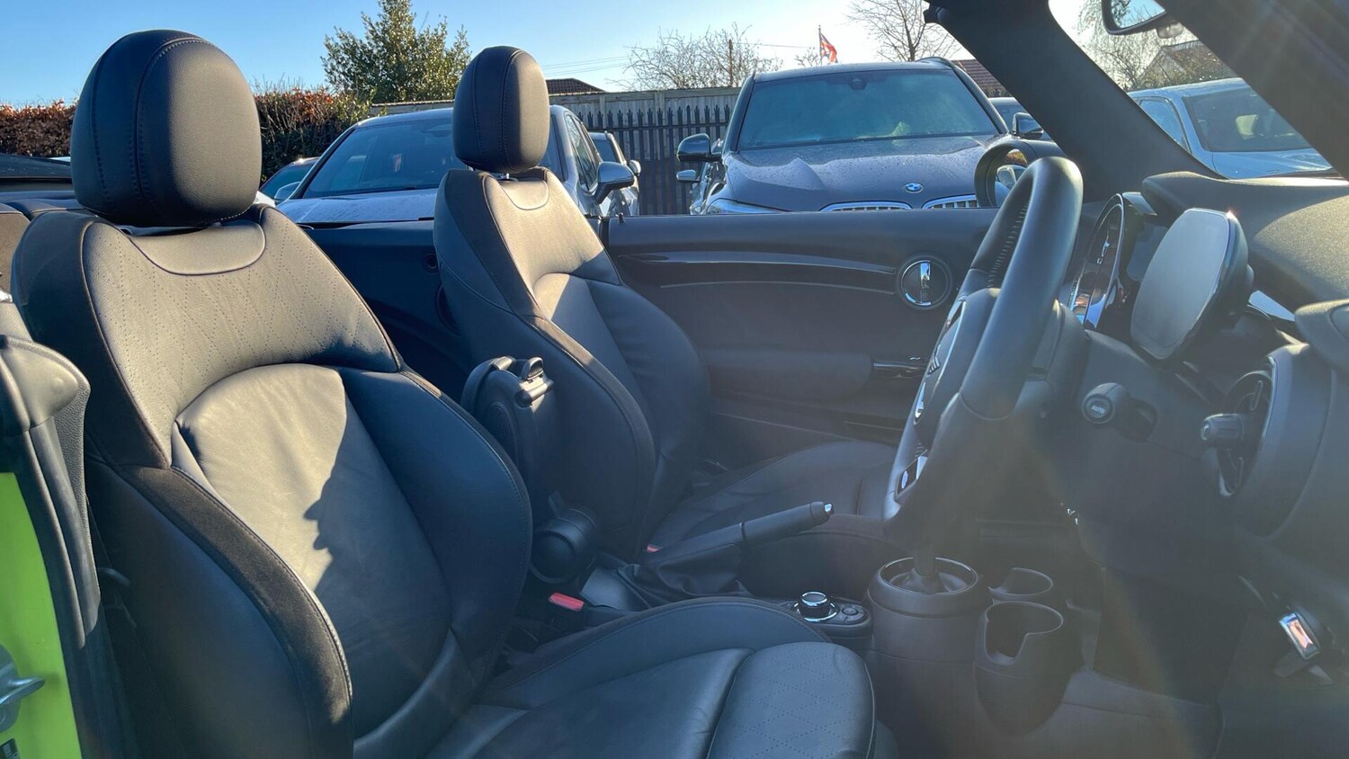 Used MINI Convertible 2022 for sale - 76760391: Photo 11