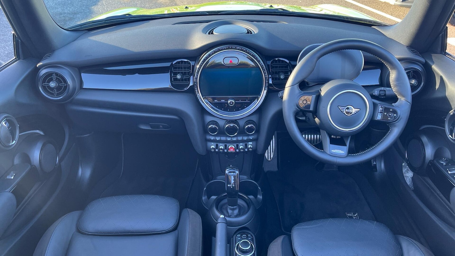 Used MINI Convertible 2022 for sale - 76760391: Photo 4