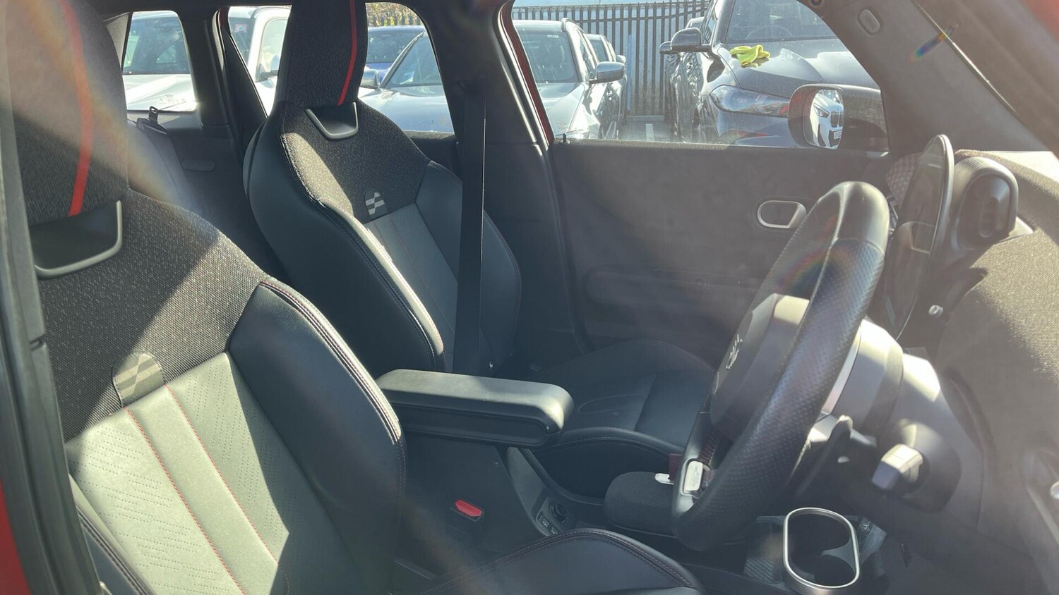 Used MINI Cooper 2025 for sale - 76760384: Photo 11