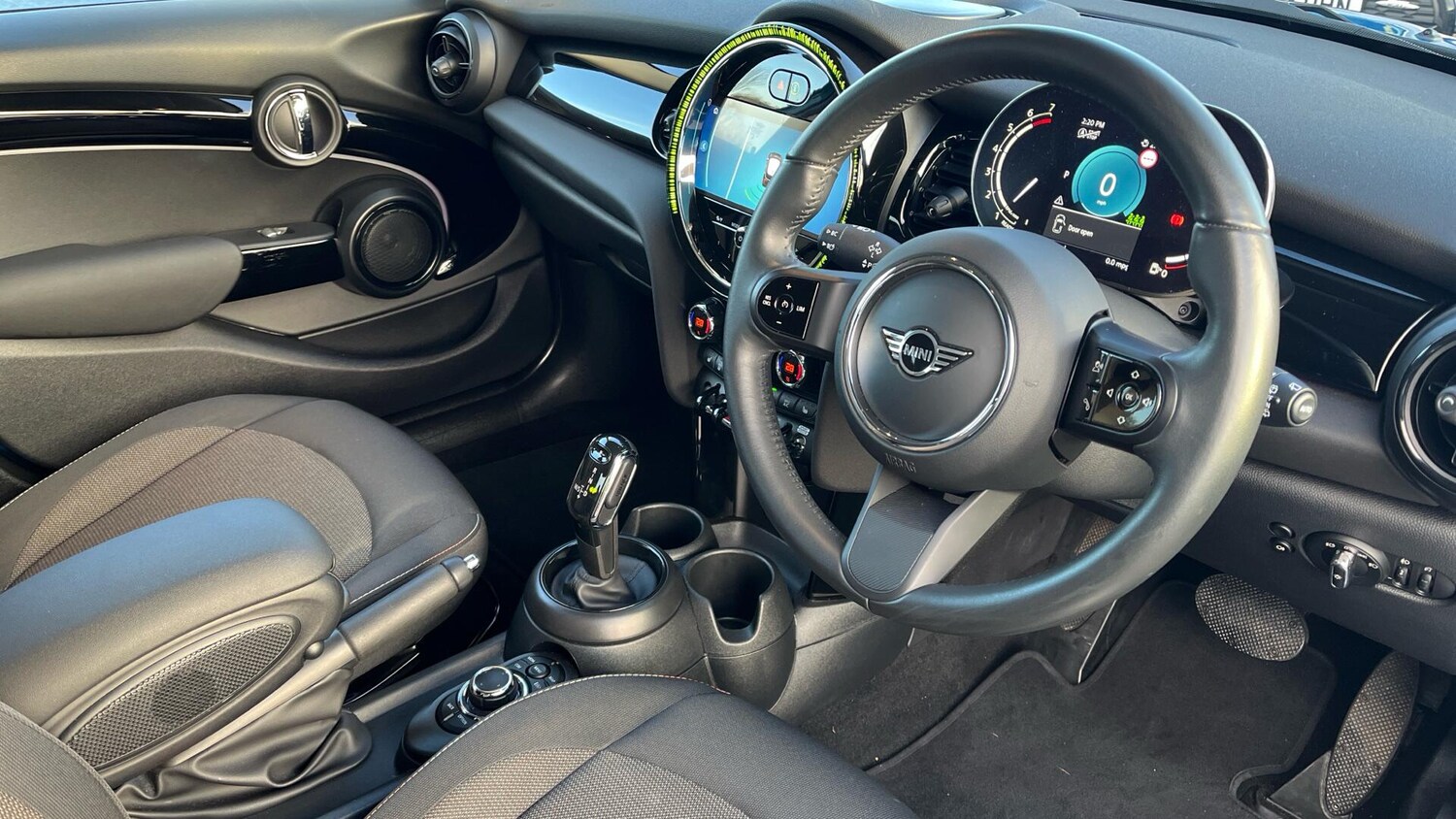 Used MINI Hatch 2023 for sale - 76760348: Photo 6