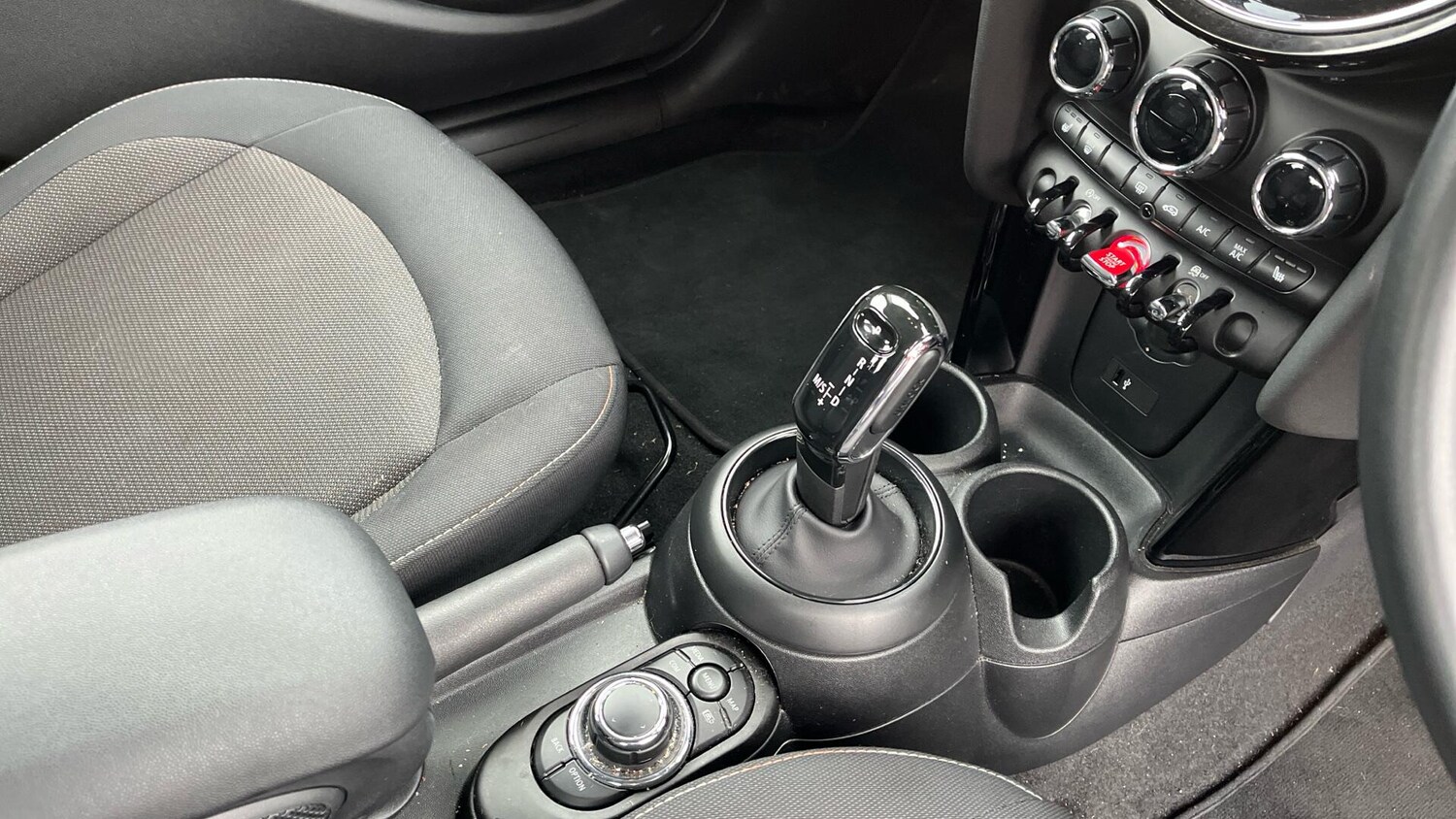 Used MINI Hatch 2022 for sale - 77425800: Photo 10