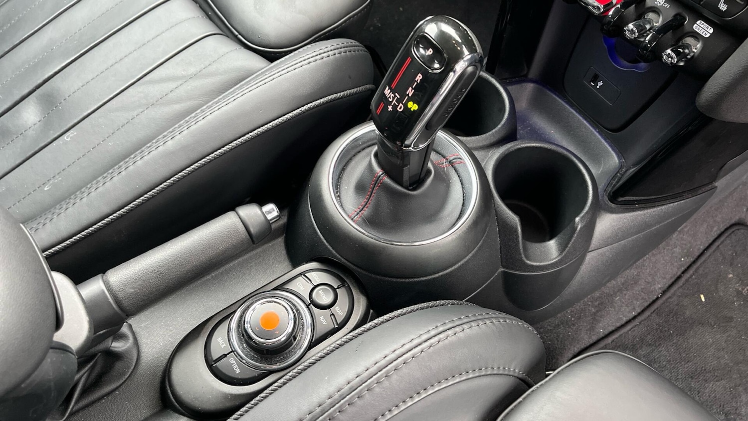 Used MINI Hatch 2020 for sale - 77120257: Photo 10