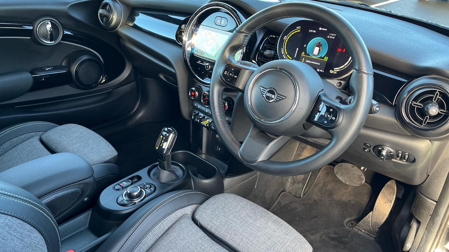 Used MINI Hatch 2022 for sale - 77119974: Photo 6