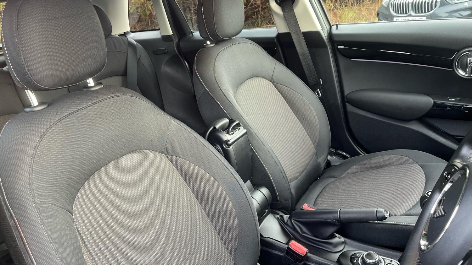 Used MINI Hatch 2022 for sale - 77001143: Photo 11