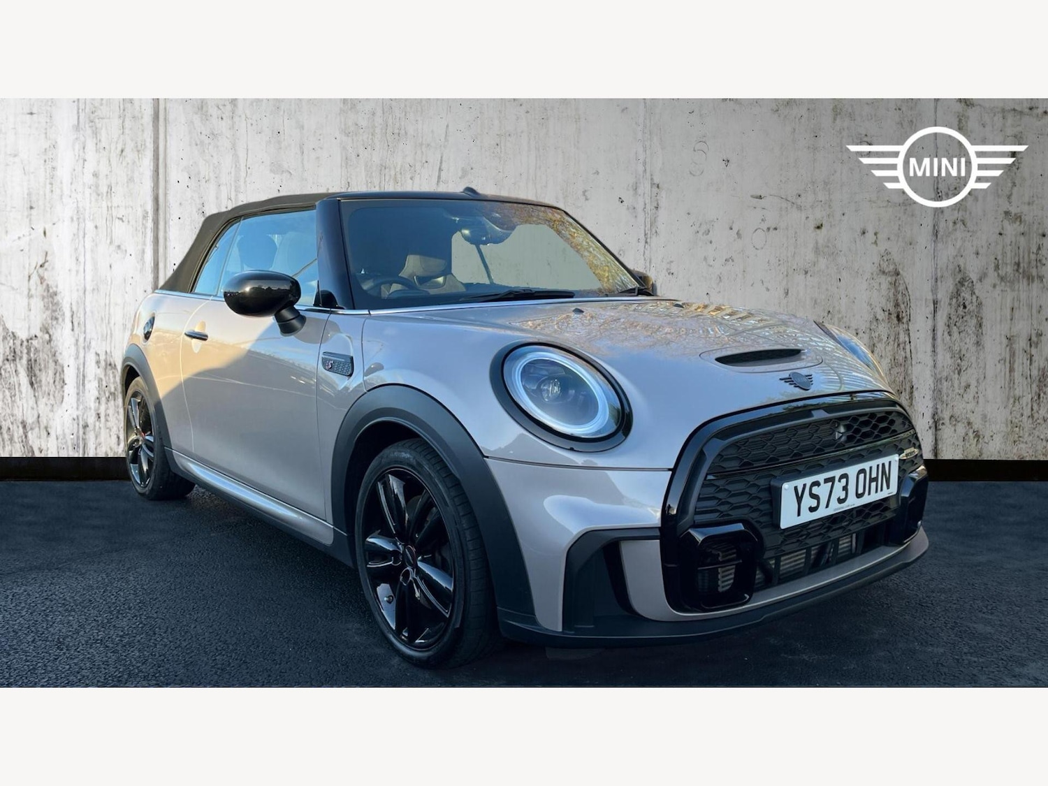 Used MINI Convertible 2023 for sale - 77074402: Photo 1
