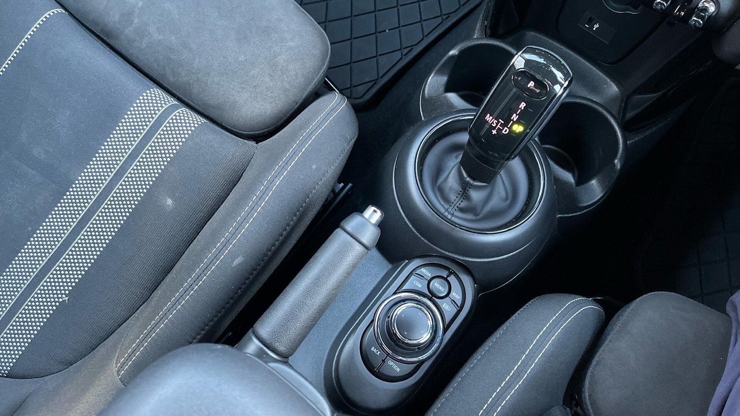 Used MINI Convertible 2023 for sale - 77074402: Photo 10