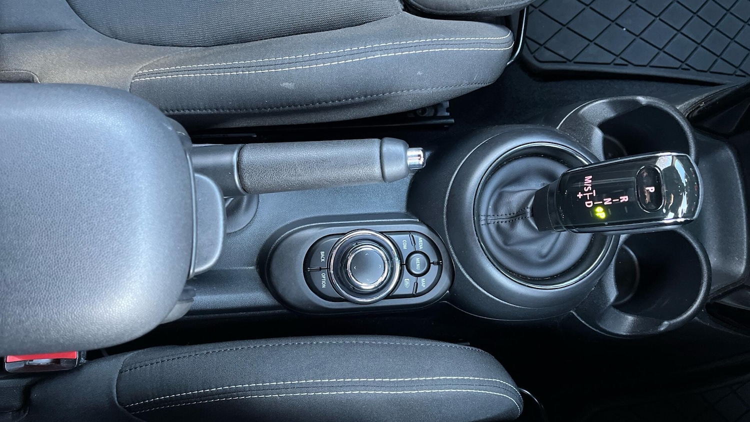 Used MINI Convertible 2023 for sale - 77074402: Photo 19