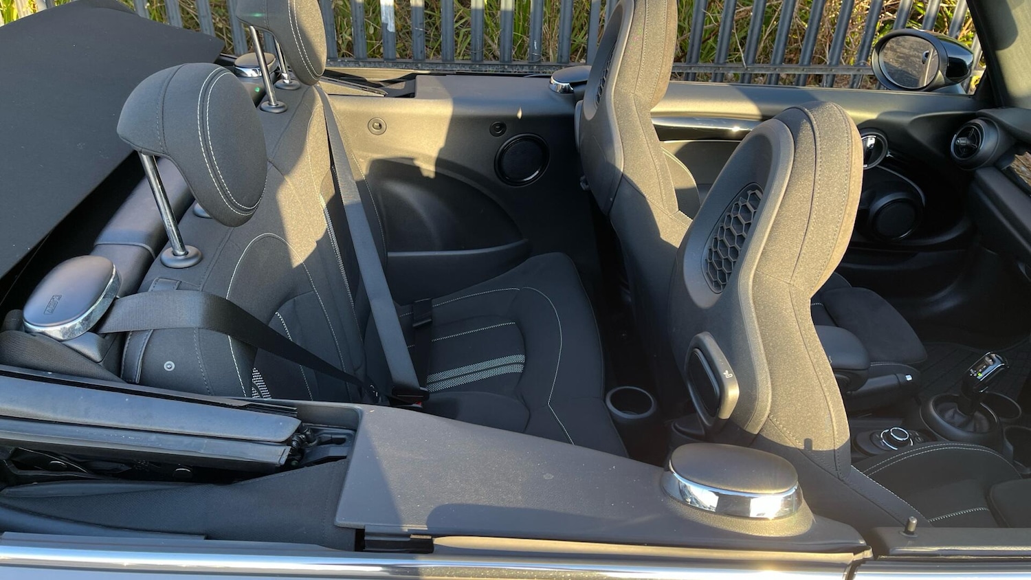 Used MINI Convertible 2023 for sale - 77074402: Photo 24