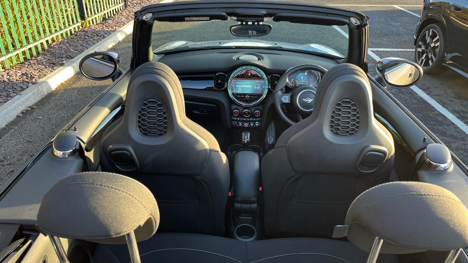 Used MINI Convertible 2023 for sale - 77074402: Photo 26