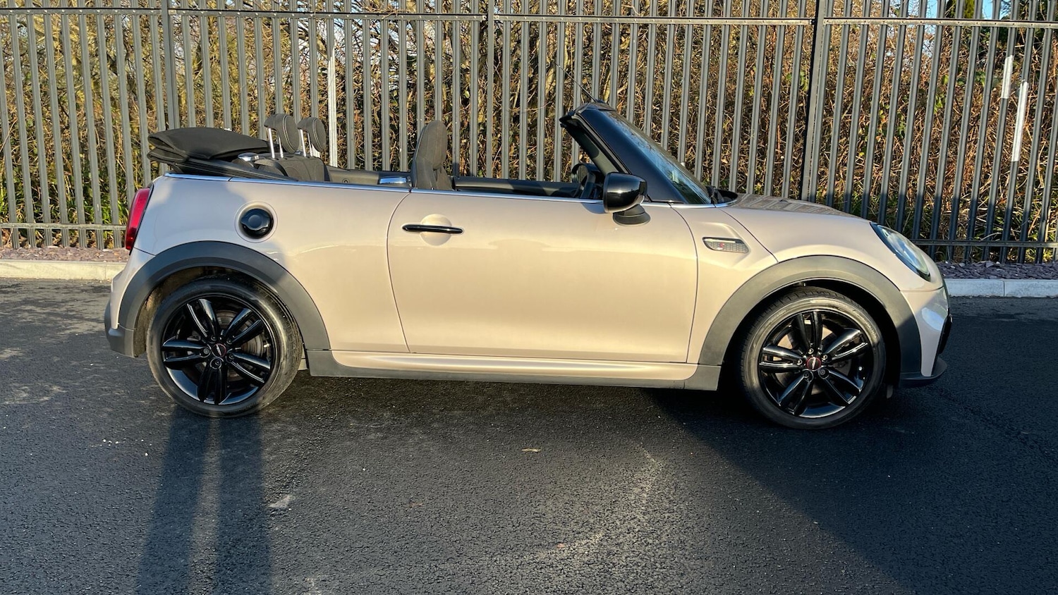 Used MINI Convertible 2023 for sale - 77074402: Photo 29