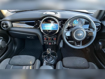 Used MINI Convertible 2023 for sale - 77074402: Photo