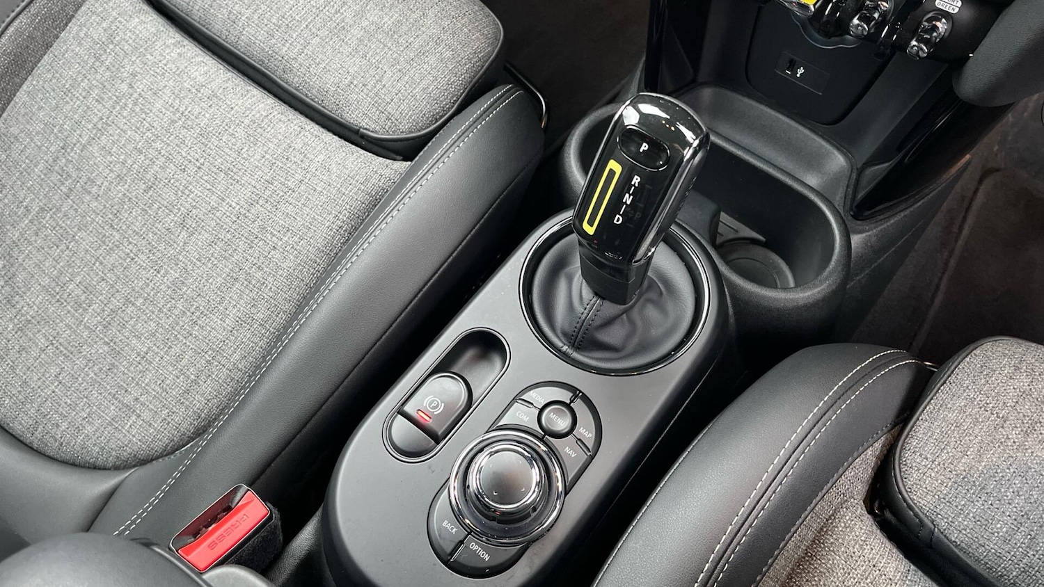 Used MINI Hatch 2022 for sale - 76760387: Photo 10