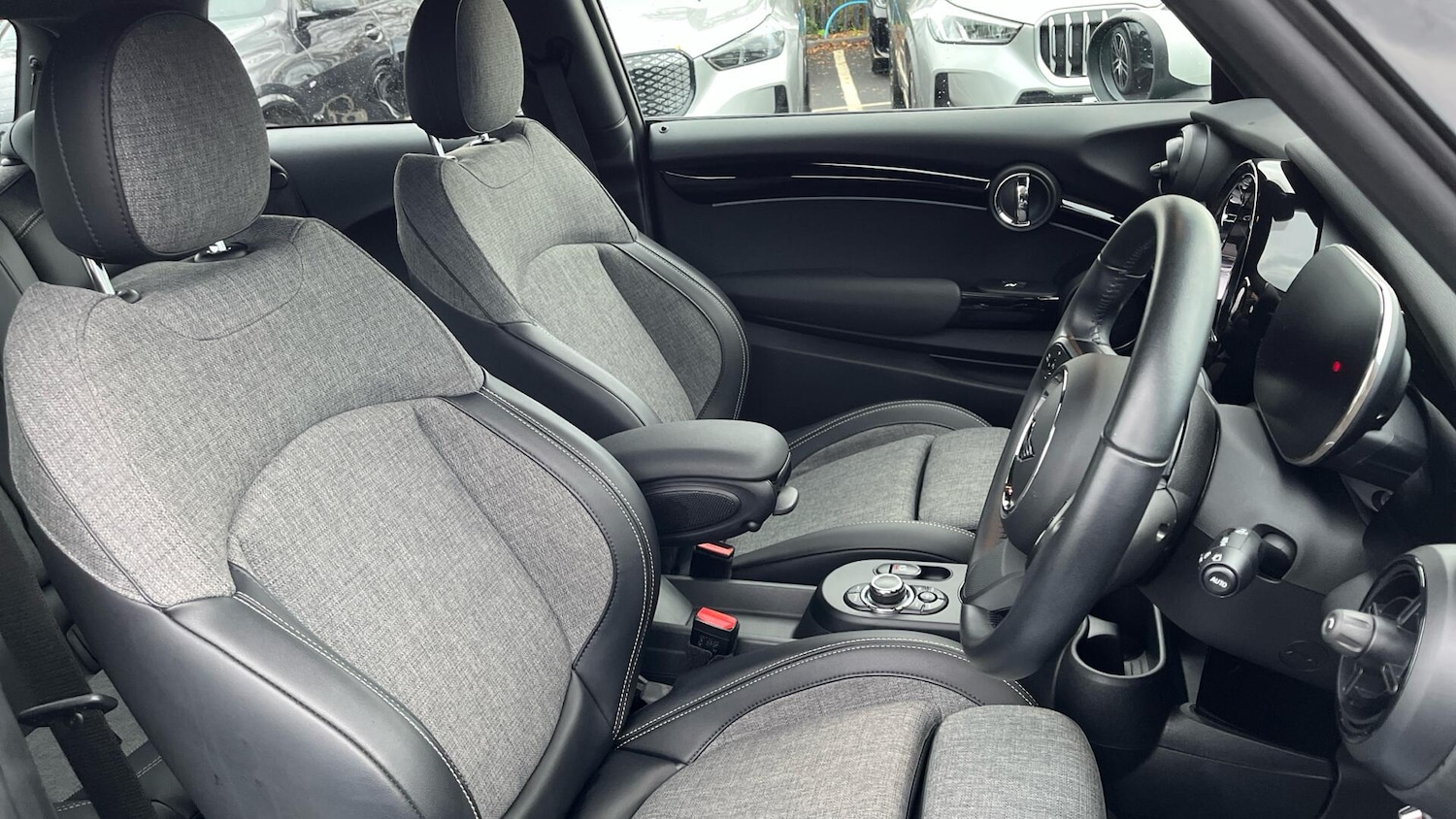 Used MINI Hatch 2022 for sale - 76760387: Photo 11