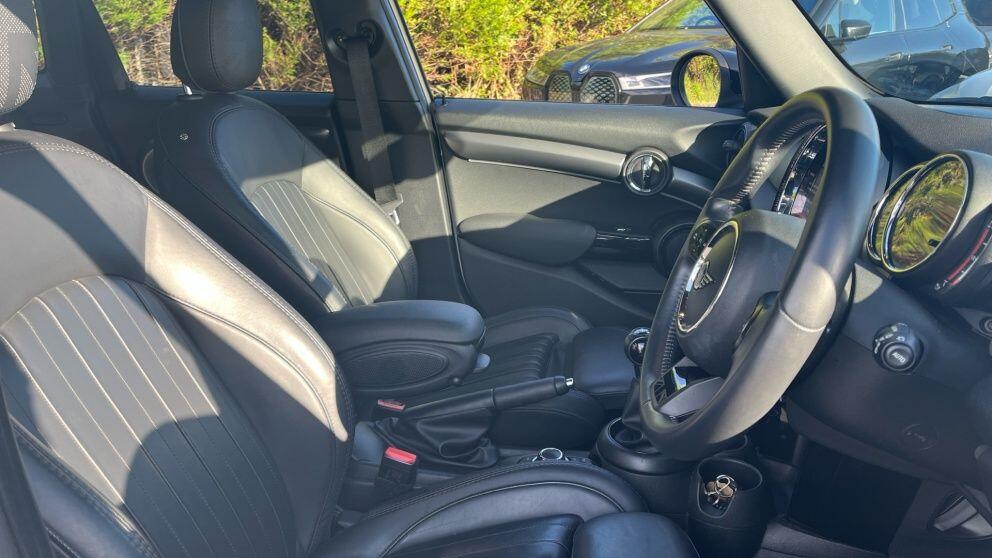 Used MINI Hatch 2022 for sale - 76760410: Photo 10