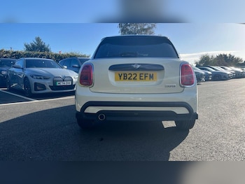 Used MINI Hatch 2022 for sale - 76760410: Photo