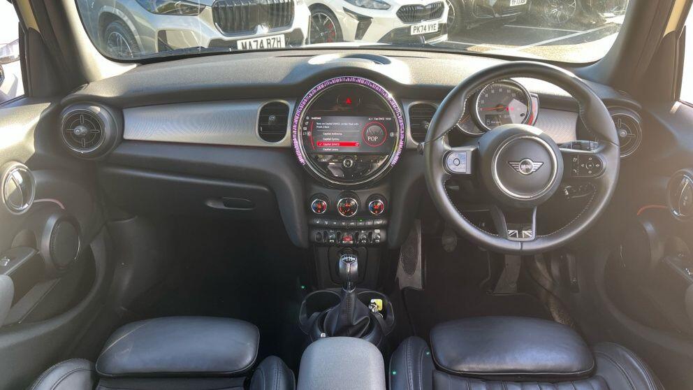 Used MINI Hatch 2022 for sale - 76760410: Photo 6
