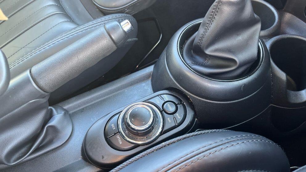 Used MINI Hatch 2022 for sale - 76760410: Photo 9