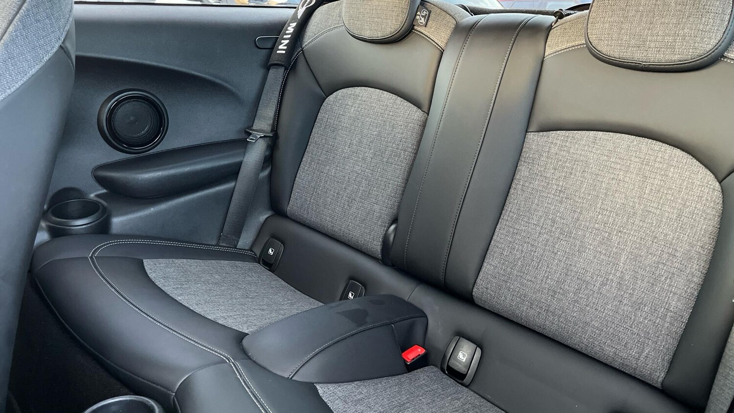 Used MINI Hatch 2021 for sale - 76765101: Photo 12