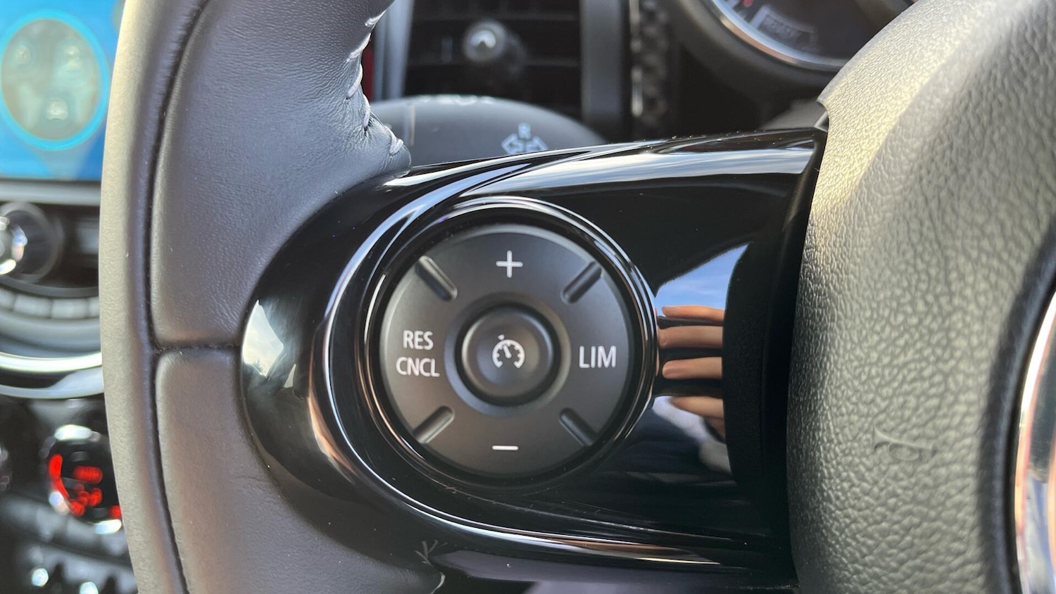 Used MINI Hatch 2018 for sale - 76886603: Photo 17