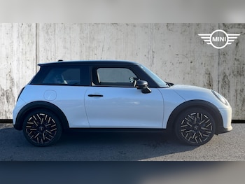 Used MINI Cooper 2025 for sale - 76760408: Photo