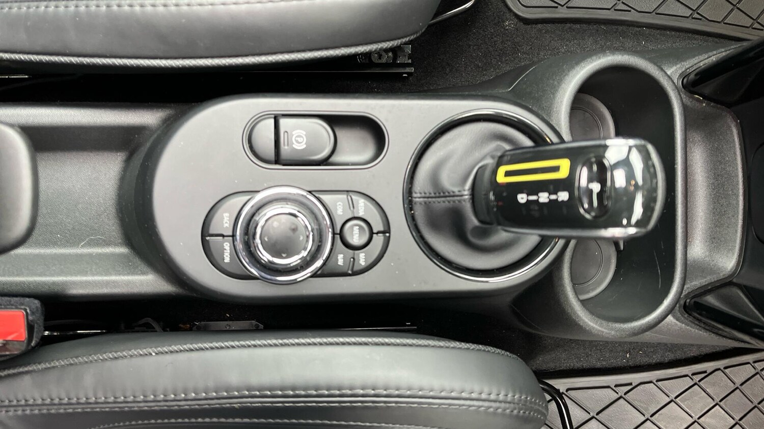 Used MINI Hatch 2022 for sale - 76760369: Photo 19