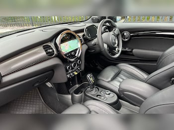 Used MINI Hatch 2022 for sale - 76760369: Photo