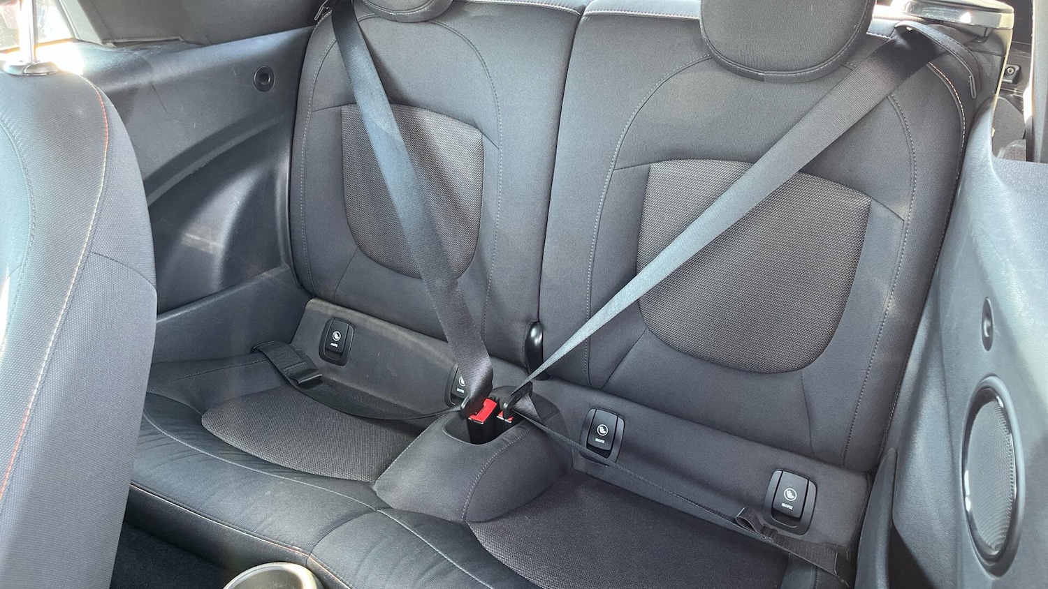 Used MINI Convertible 2019 for sale - 77657818: Photo 12