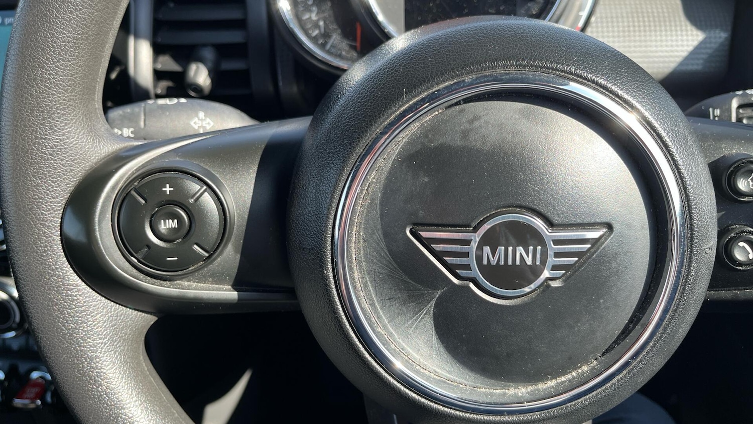 Used MINI Convertible 2019 for sale - 77657818: Photo 17