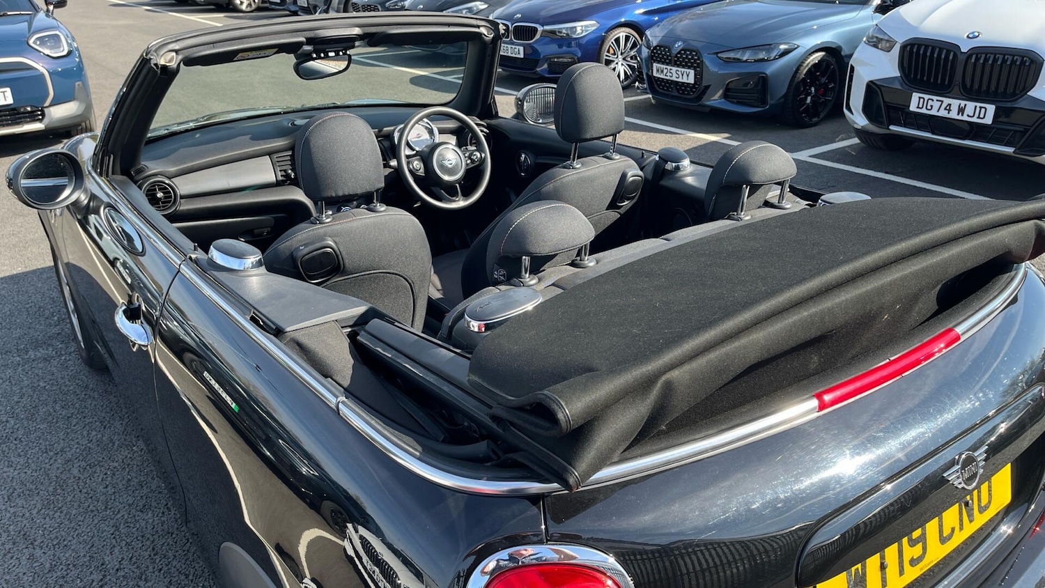 Used MINI Convertible 2019 for sale - 77657818: Photo 25