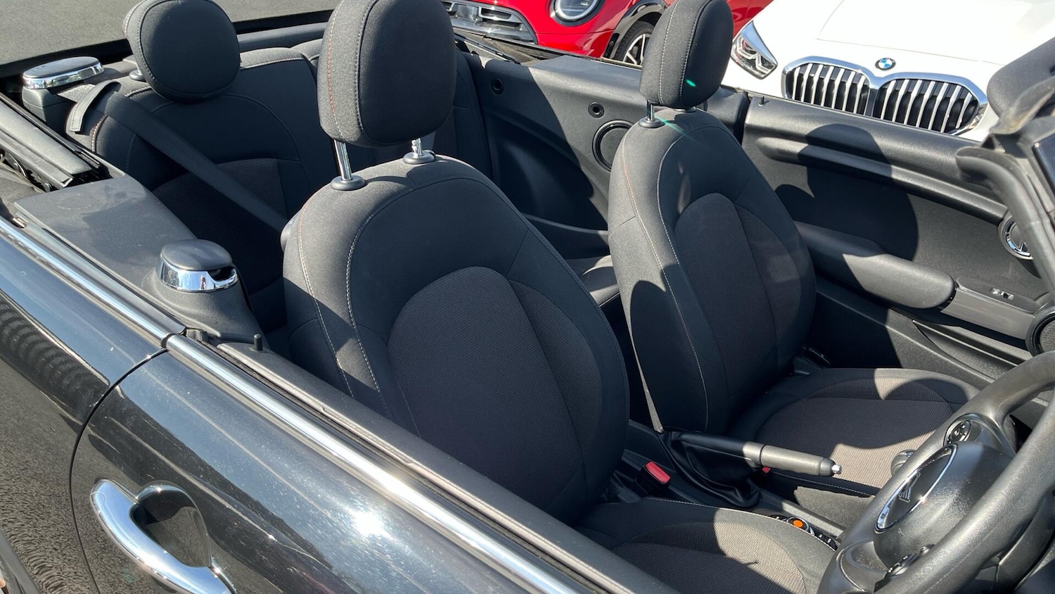 Used MINI Convertible 2019 for sale - 77657818: Photo 27