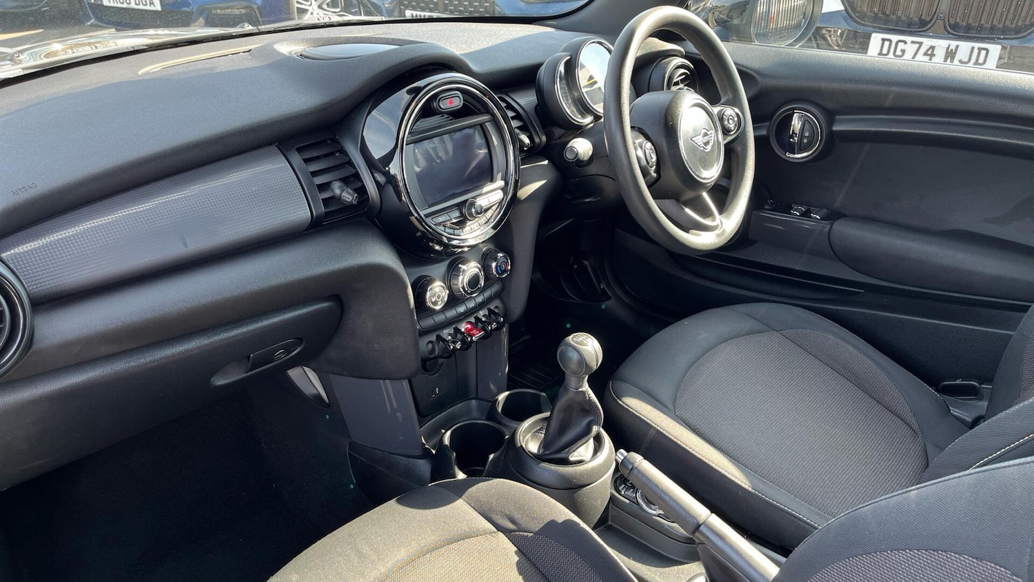 Used MINI Convertible 2019 for sale - 77657818: Photo 7