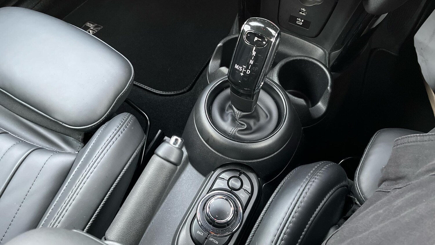 Used MINI Hatch 2021 for sale - 76760330: Photo 10