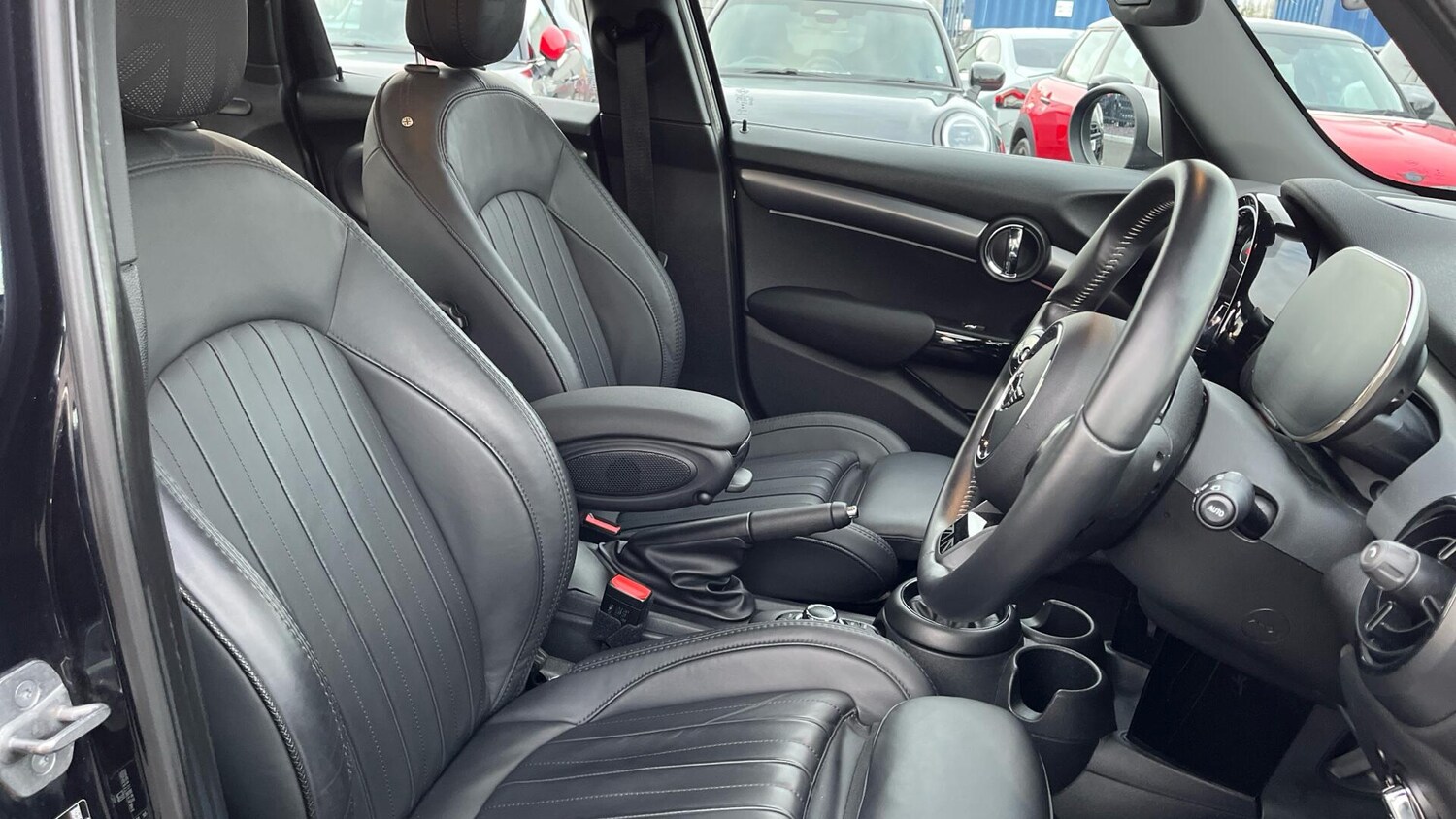 Used MINI Hatch 2021 for sale - 76760330: Photo 11