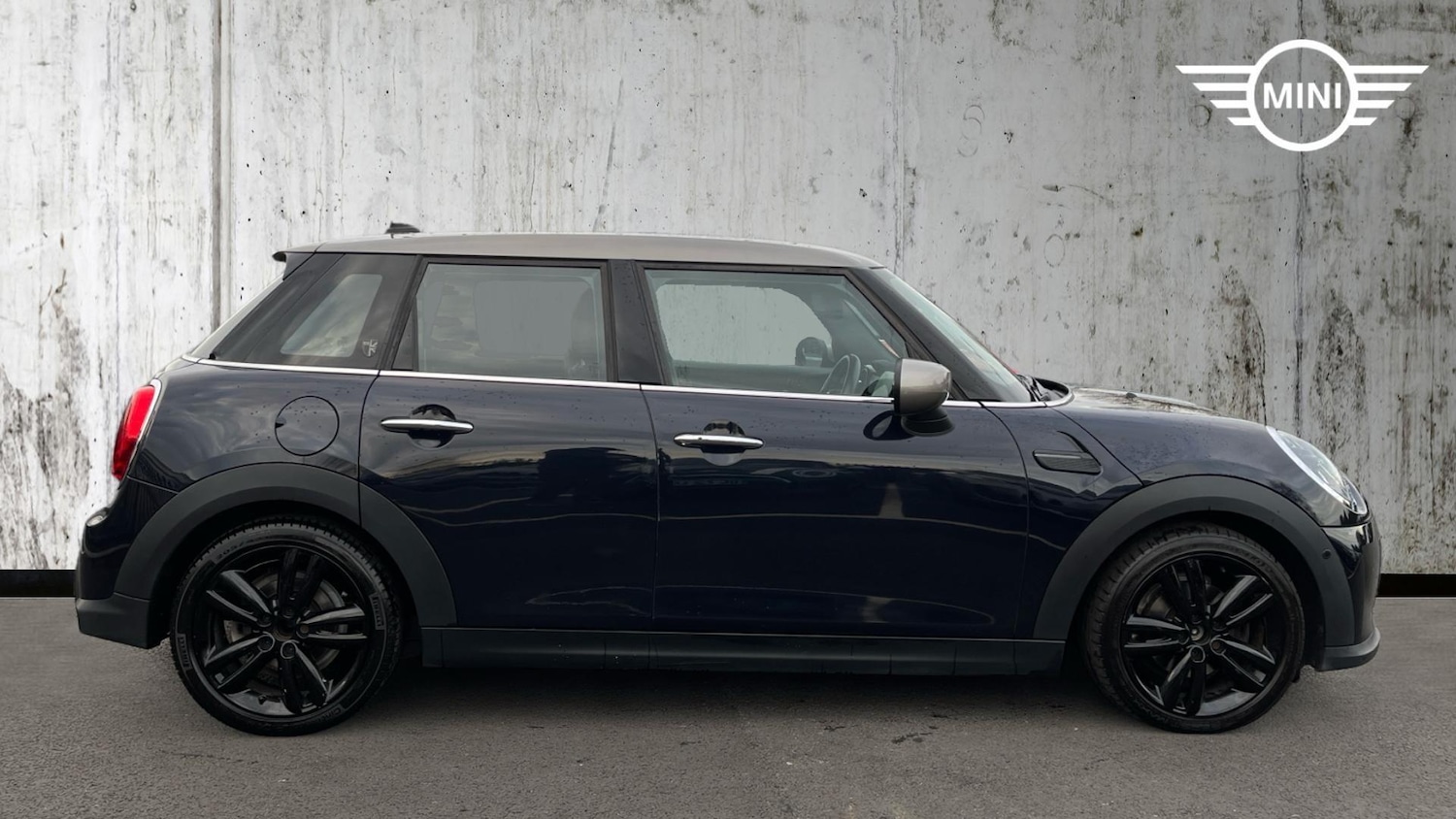 Used MINI Hatch 2021 for sale - 76760330: Photo 3
