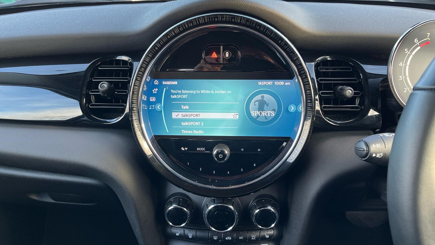 Used MINI Hatch 2022 for sale - 77120275: Photo 8