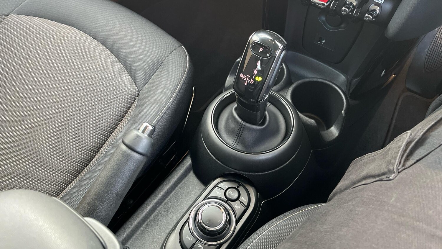 Used MINI Hatch 2022 for sale - 76760365: Photo 10