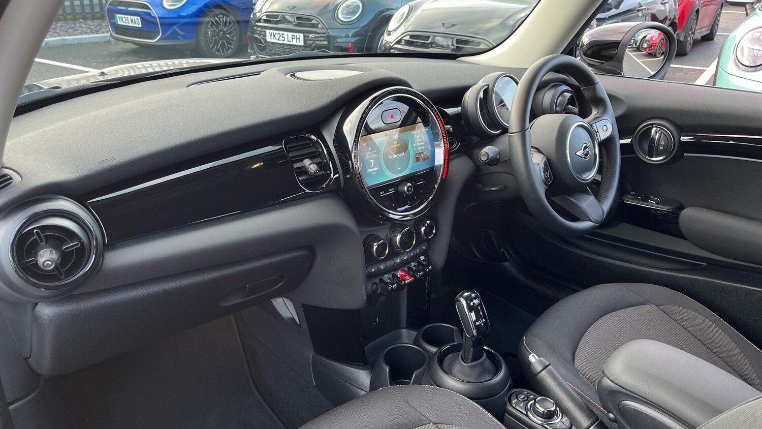 Used MINI Hatch 2022 for sale - 76760365: Photo 7