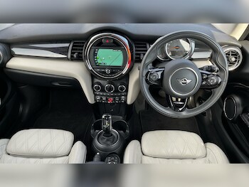 Used MINI Hatch 2020 for sale - 77957906: Photo