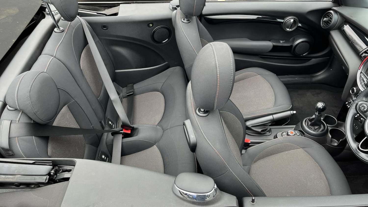 Used MINI Convertible 2016 for sale - 77525061: Photo 25