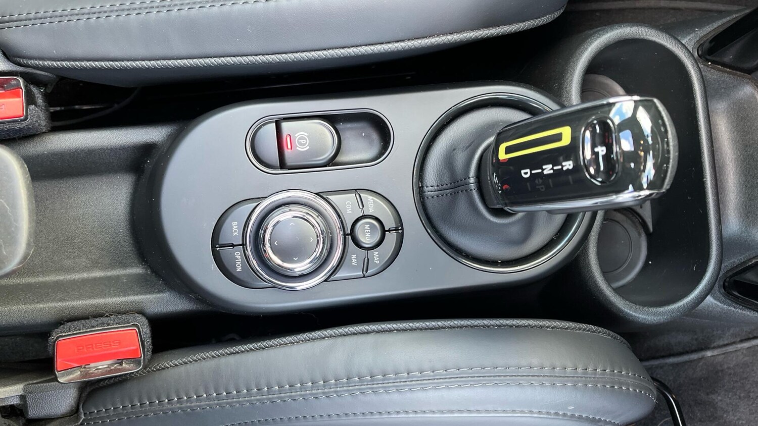 Used MINI Hatch 2022 for sale - 77016071: Photo 19