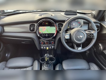 Used MINI Hatch 2022 for sale - 77016071: Photo