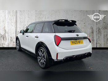 Used MINI Cooper 2025 for sale - 76760352: Photo