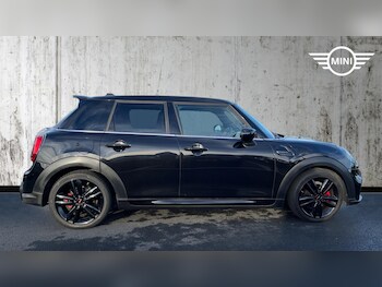 Used MINI Hatch 2021 for sale - 76936407: Photo