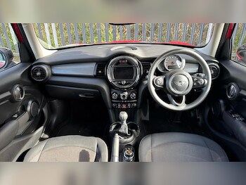 Used MINI Hatch 2019 for sale - 77794272: Photo
