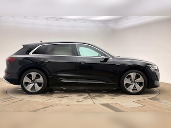 Used Audi e-tron 2022 for sale - 79169483: Photo