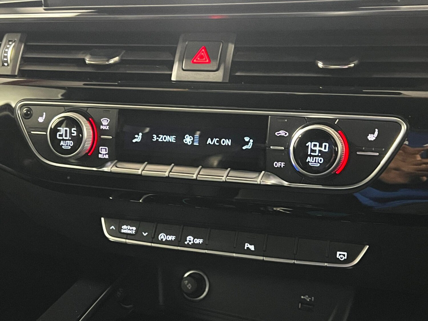 Used Audi A4 for sale - 78115905: Photo 82