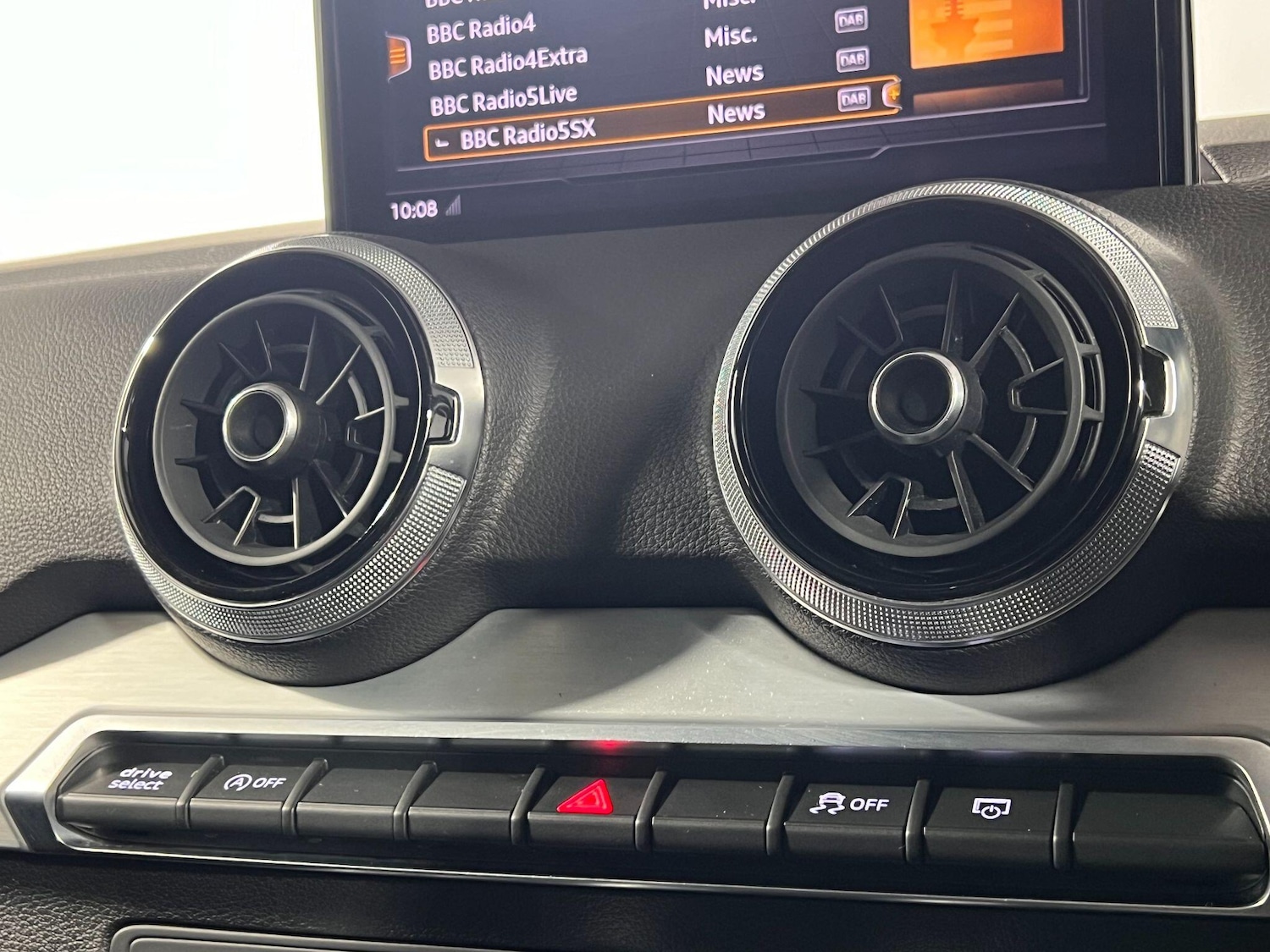 Used Audi Q2 for sale - 77587018: Photo 13